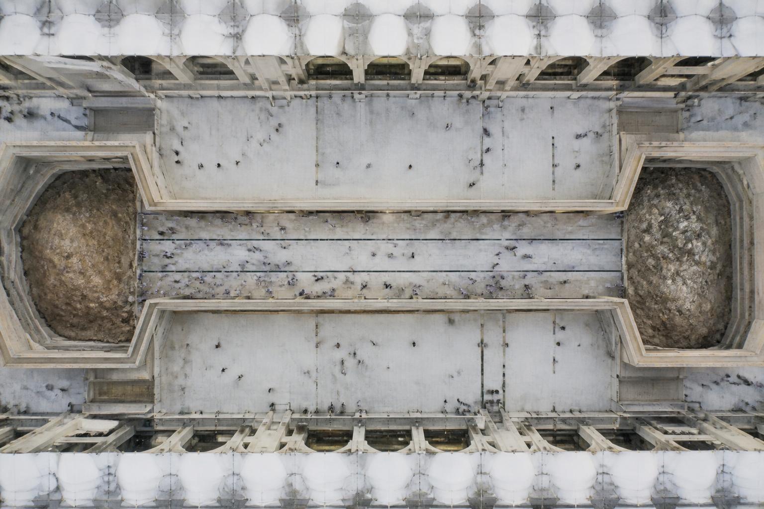 Luchtfoto van de gang tussen aṣ-Ṣafā en al-Marwah
